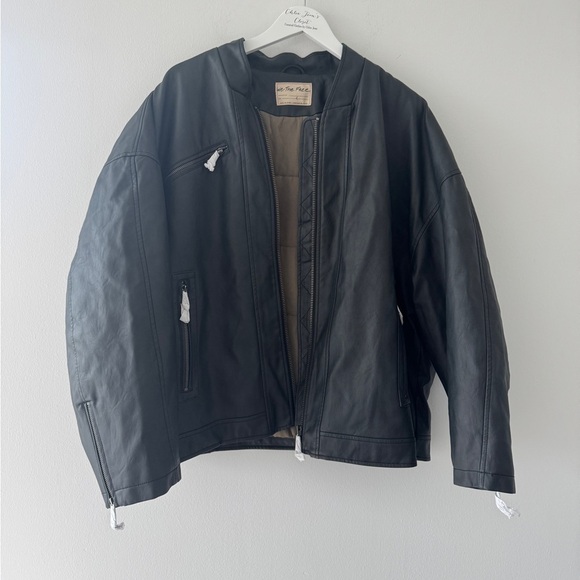 FREE PEOPLE NEW Vinny Vegan Black Bomber L - Picture 6 of 9